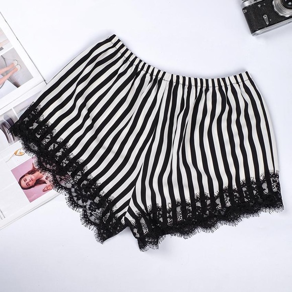 Lace Trim Cami and Striped Shorts Pajama Set - Picture 5 of 5